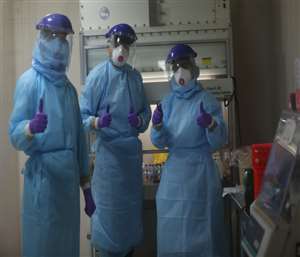 अब कोरोना की संभावित तीसरी लहर से निपटने के लिए प्रबंध हो रहे हैं।