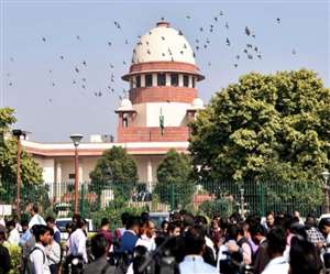 पटाखों की बिक्री और उपयोग पर पूर्ण प्रतिबंध हटाने से सुप्रीम कोर्ट ने शुक्रवार को इन्कार कर दिया।