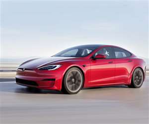 टेस्ला ने इलेक्ट्रिक वाहनों पर इंपोर्ट ड्यूटी कम करने के लिए भारत सरकार को लिखा पत्र