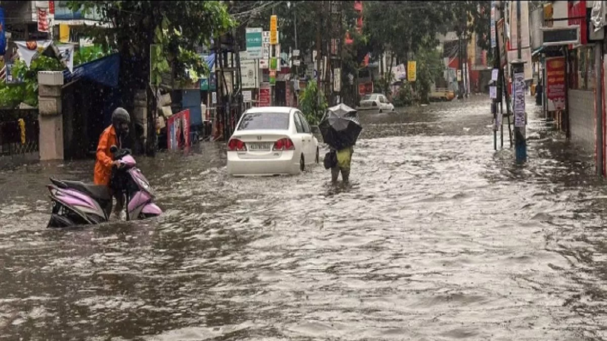 Weather Update: महाराष्ट्र और गुजरात में अभी नहीं थमेगा बारिश का कहर, मौसम विभाग ने जारी किया अलर्ट