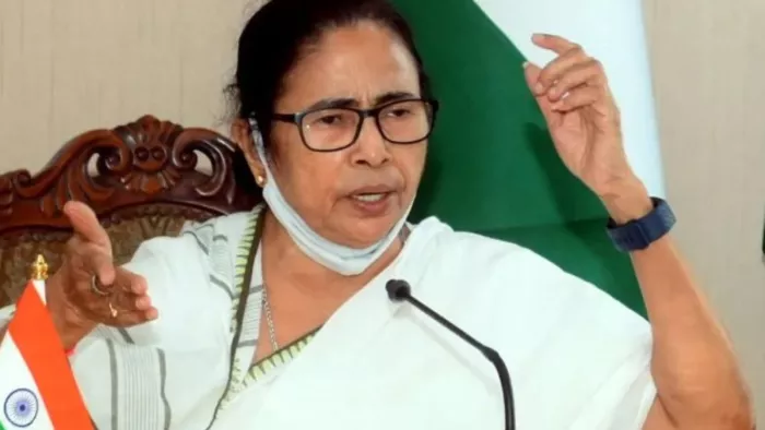 शपथ के बाद ममता बनर्जी ने राज्यपाल पर बोला हमला (फाइल फोटो)