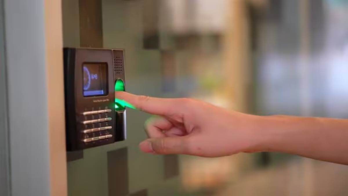 muzaffarpur news biometric attendance for students in bihar colleges