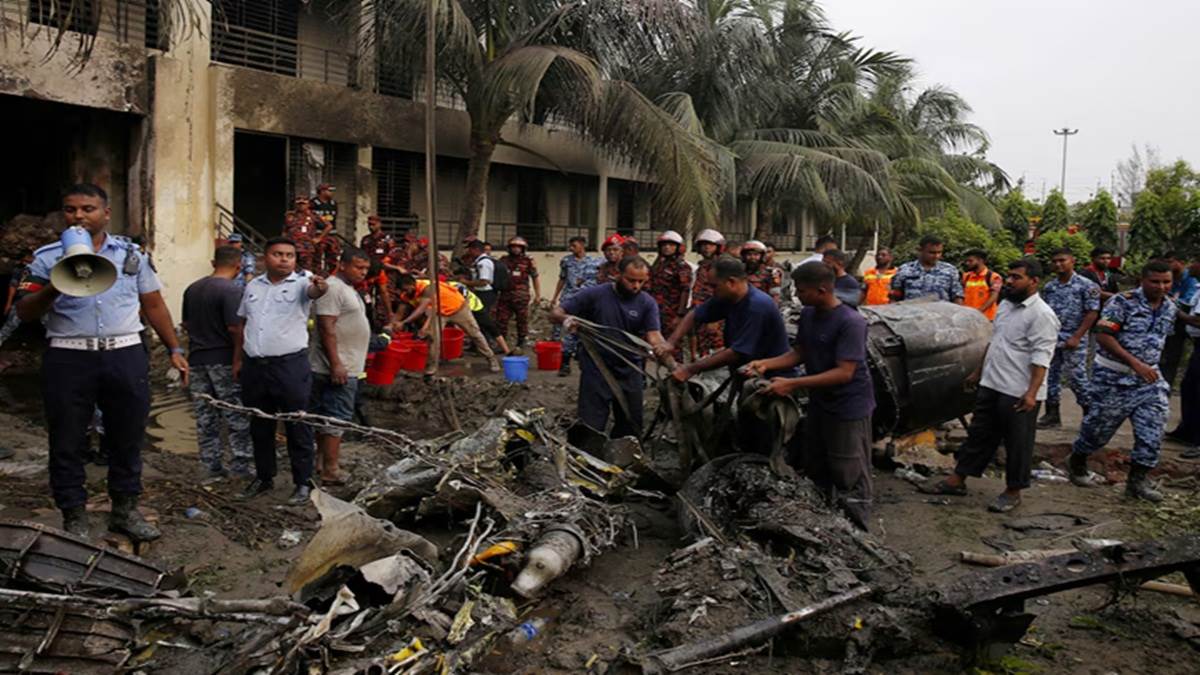 india came forward to help the injured in the dhaka plane crash in bangladesh