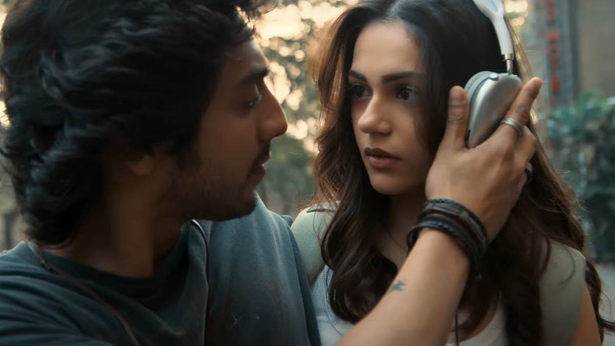 https://www.jagranimages.com/images/newimg/23072025/23_07_2025-saiyaara_4_23992406_20911849.jpg