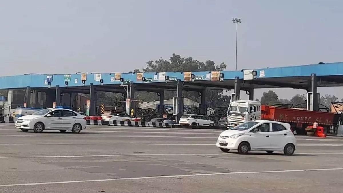https://www.jagranimages.com/images/newimg/23072025/23_07_2025-toll_23992276.jpg