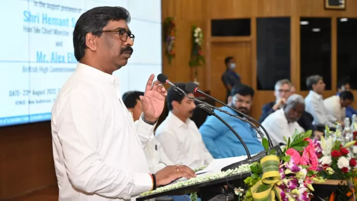 Jharkhand News: कार्यक्रम को संबोधित करते हुए मुख्यमंत्री हेमंत सोरेन।