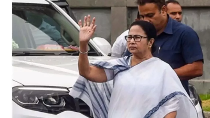बंगाल के स्थापना दिवस पर होगी चर्चा, CM ममता बनर्जी ने बुलाई सर्वदलीय बैठक।