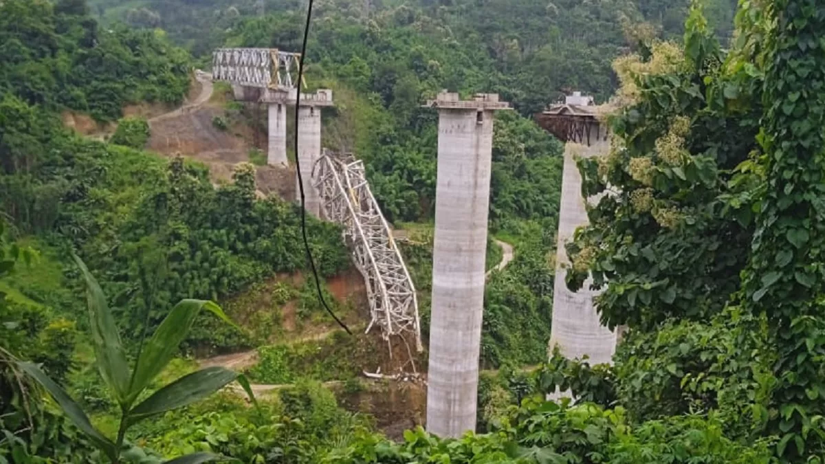Mizoram: मिजोरम में दर्दनाक हादसा, निर्माणाधीन रेलवे पुल गिरने से 17 मजदूरों की मौत; बचाव अभियान जारी