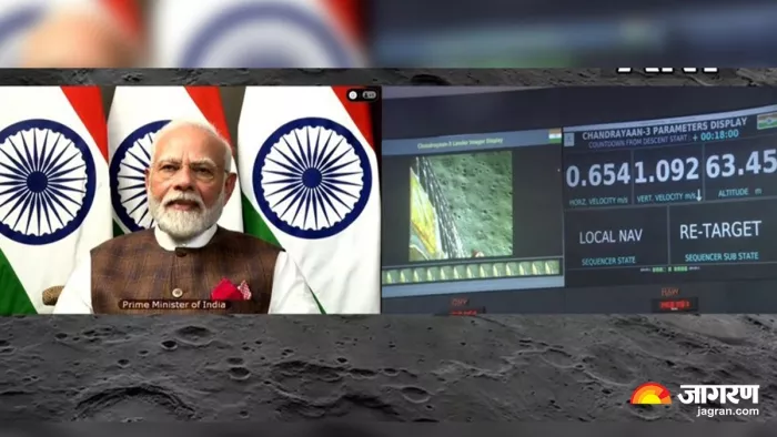 पीएम मोदी ने कहा कि चंदा मामा बस एक टूर के हैं।