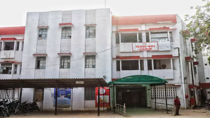 पीएम आवास योजना के लिए अब बाइक और फ्रिज रखने वाले भी पात्र