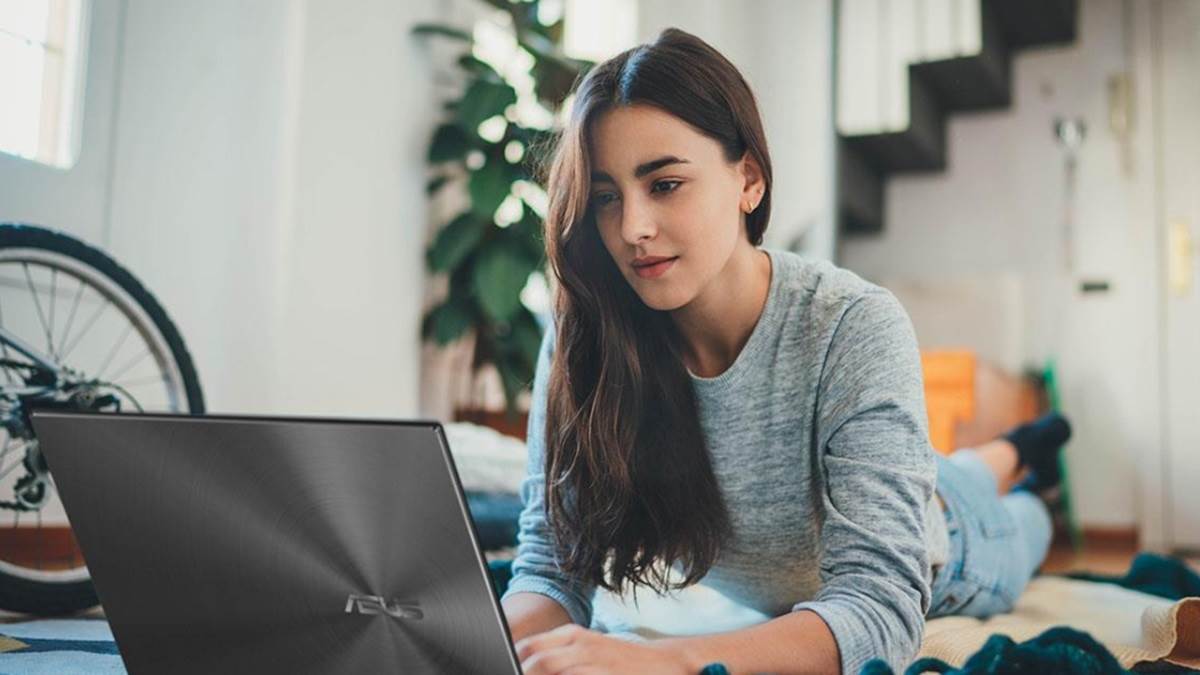 ये हैं भारत के 10 झन्नाट Laptop Brands - एप्पल, HP, डेल और Lenovo में से किसी को भी चुन लें आप