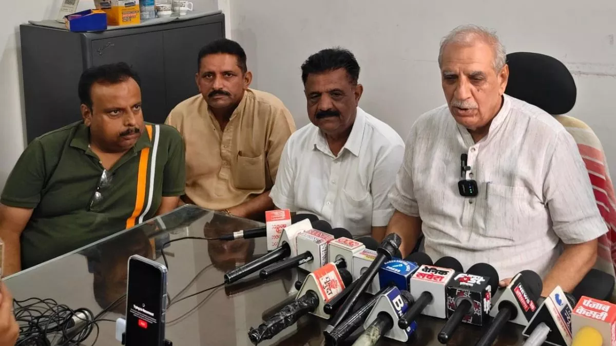 Haryana Politics: 'नायब सैनी रिमोट कंट्रोल CM, दिल्ली में बैठे असली मुख्यमंत्री', कांग्रेस नेता का बड़ा हमला