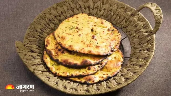 मसाला मिस्सी रोटी बनाने की सबसे आसान रेसिपी (Image Source: Freepik)