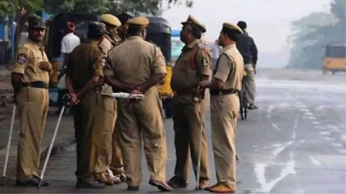 यूपी में जन्माष्टमी पर सुरक्षा के कड़े इंतजाम - प्रतीकात्मक तस्वीर।