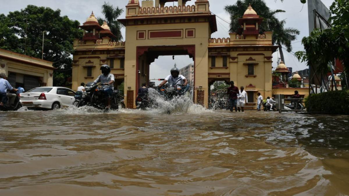 https://www.jagranimages.com/images/newimg/23082025/23_08_2025-bhu1_24022372.jpg