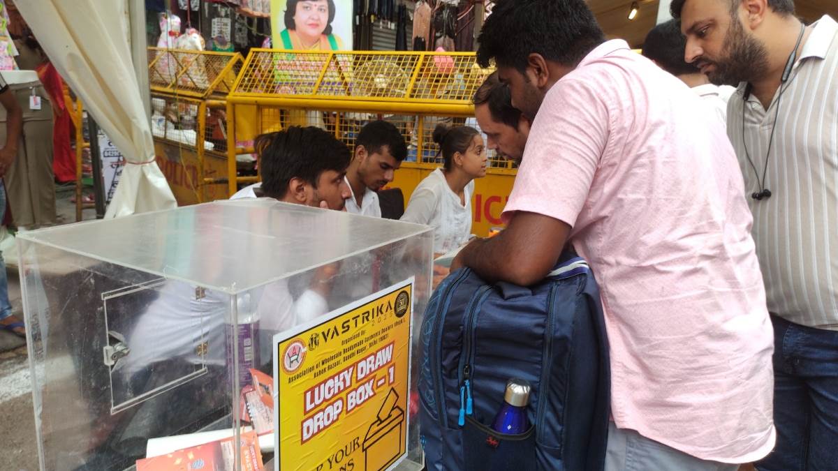 ncr vastrika 2025 mela celebrates 50th anniversary of ashok bazaar gandhi nagar