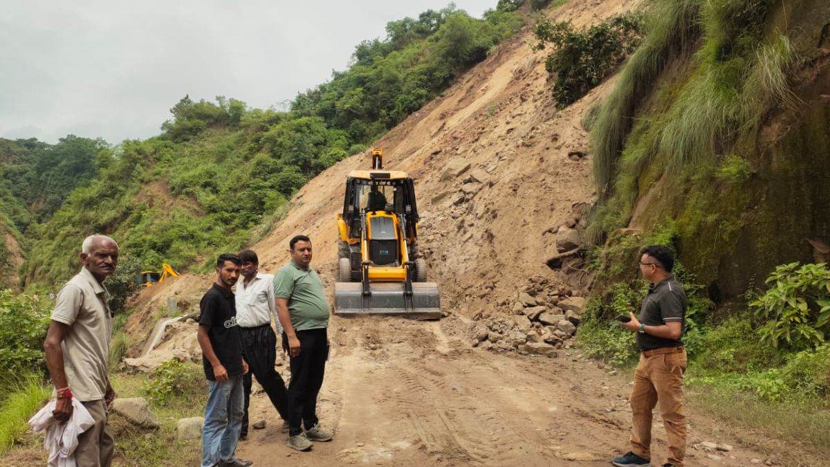 https://www.jagranimages.com/images/newimg/23082025/23_08_2025-himachal_image__1_24022500.jpg