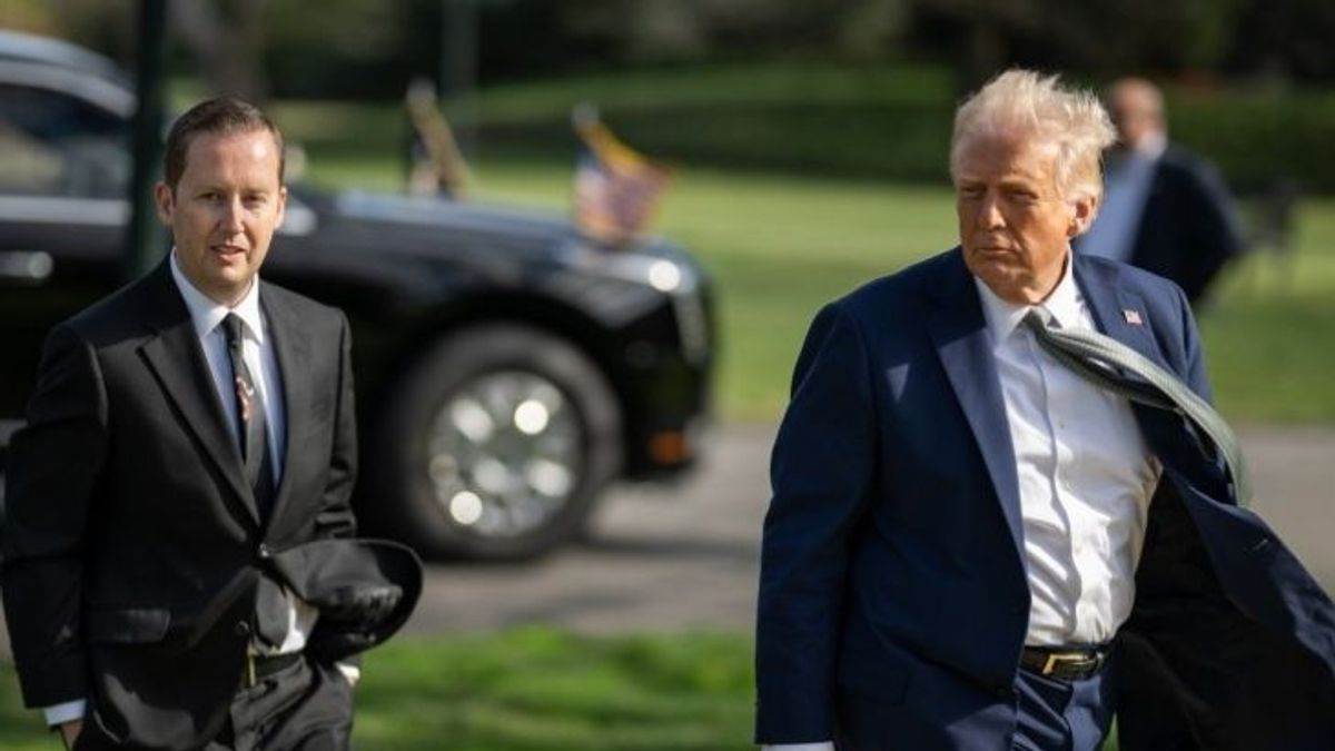 https://www.jagranimages.com/images/newimg/23082025/23_08_2025-sergio_gor_and_trump_24022800.jpg