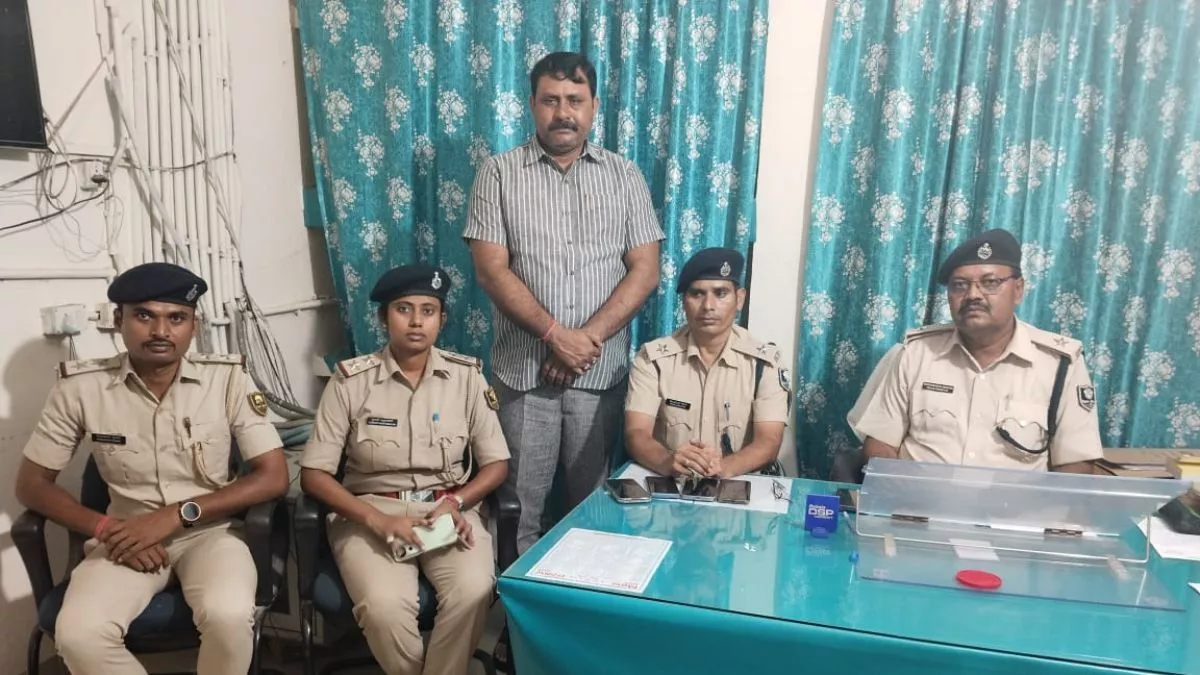 शिवहर जिला परिषद अध्यक्ष विजय कुमार सिंह गिरफ्तार, 14 साल पुराने मर्डर केस में हुई कार्रवाई