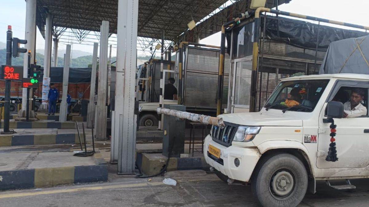 https://www.jagranimages.com/images/newimg/23082025/23_08_2025-toll_in_himachal_24022209.jpg