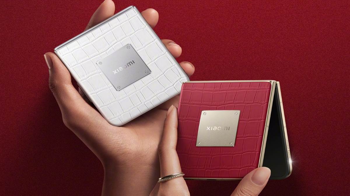 https://www.jagranimages.com/images/newimg/23082025/23_08_2025-xiaomi_mix_flip_2_diamond_edition_24021974.jpg