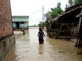 Flood : बकरा व नूना नदी के जलस्तर में वृद्धि, अररिया के गांवों में घुसा पानी