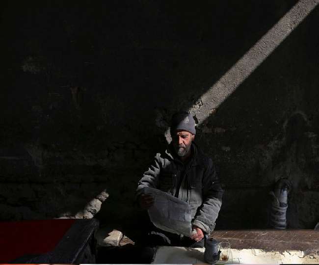 अफगानिस्तान में वित्तीय संकट के चलते अखबार छपने हुए बंद, आनलाइन हो रहा प्रकाशन
