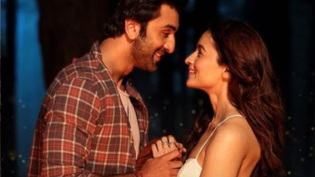 https://www.jagranimages.com/images/newimg/23092022/23_09_2022-alia_bhatt_9_23092032.jpg