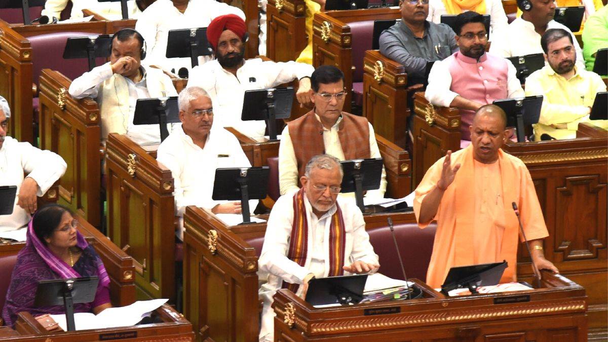 UP Assembly Session 2022: आराधना ने उठाया मुद्दा तो खन्ना ने गिना दी कांग्रेस शासित राज्यों की वैट दर।