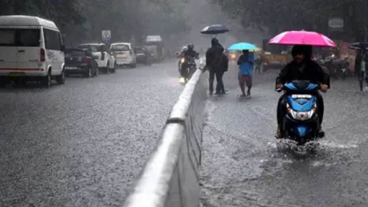 UP Weather Today: यूपी के कई शहरों में आज भी झमाझम बार‍िश का अलर्ट