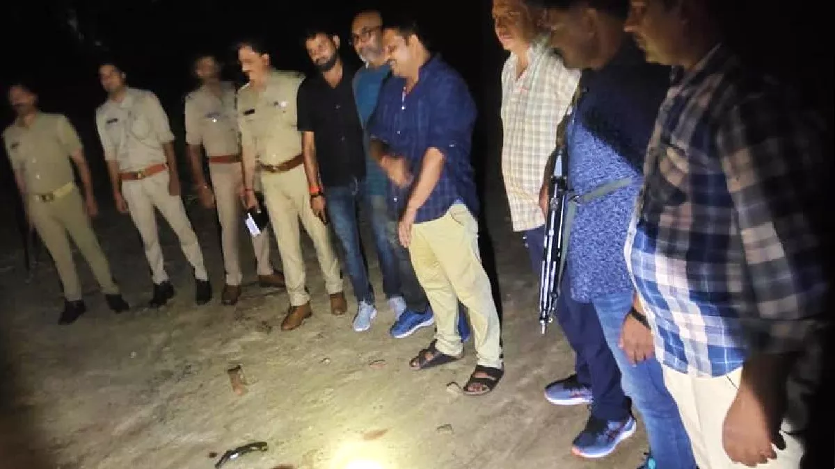 Lucknow News: माफिया मुख्तार अंसारी का खास शूटर रवि मुठभेड़ के बाद गिरफ्तार, गाजीपुर में की थी पत्रकार की हत्या
