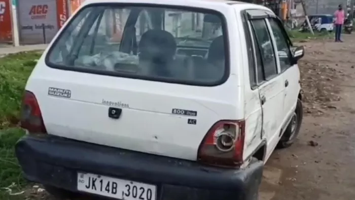 ऊधमपुर में तेज रफ्तार फॉर्च्यूनर ने कई गाड़ियों में मारी टक्कर