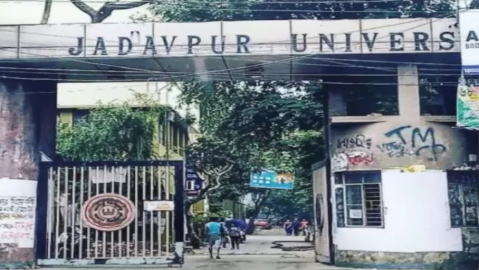 जादवपुर यूनिवर्सिटी के वीसी का बड़ा दावा। (फाइल फोटो)