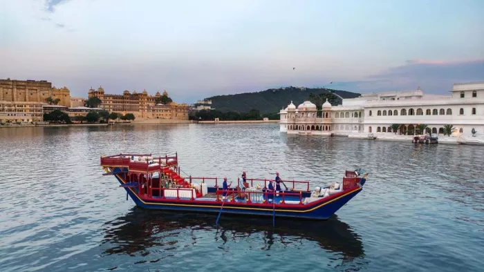 Taj Lake Palace: क्या है ताज लेक पैलेस की खासियत