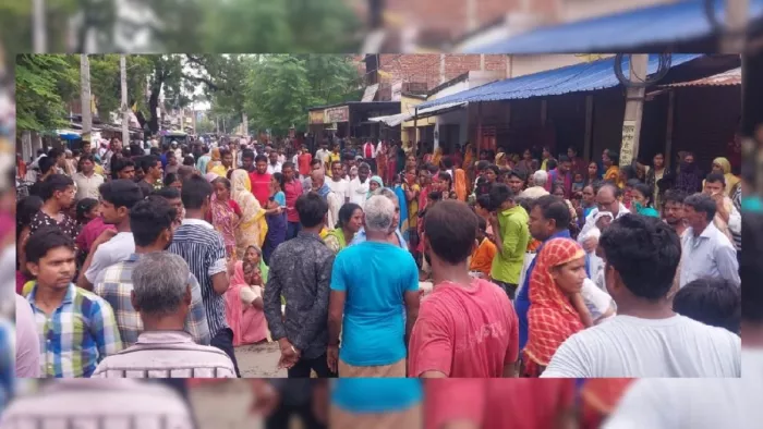 घटना के बाद स्थानीय लोगों ने कुछ घंटों के लिए सड़क को किया जाम