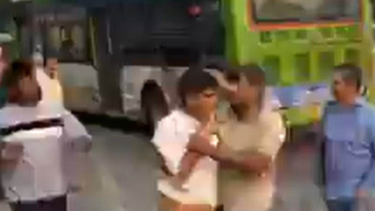 ncr dtc bus driver beaten up in road rage case kidnapping attempted in delhi