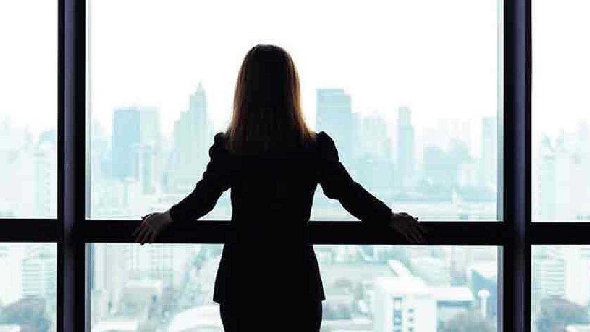 https://www.jagranimages.com/images/newimg/23092025/23_09_2025-business_women_24056824.jpg