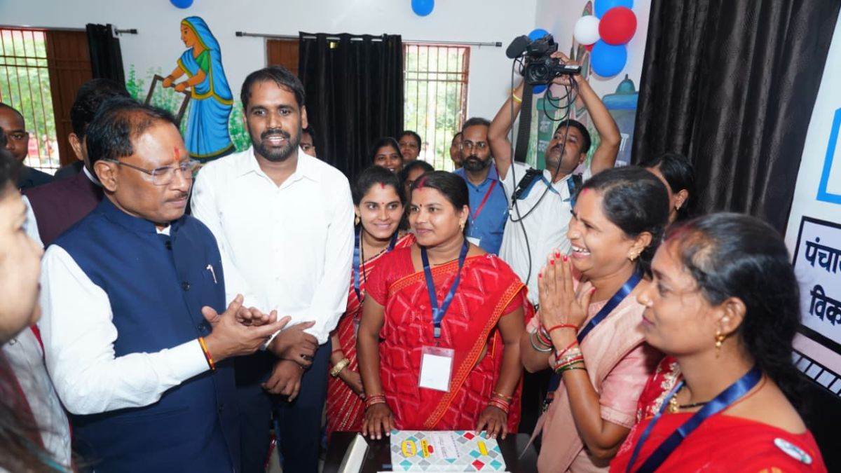https://www.jagranimages.com/images/newimg/23092025/23_09_2025-cm_sai_mehtari_24057290.jpg