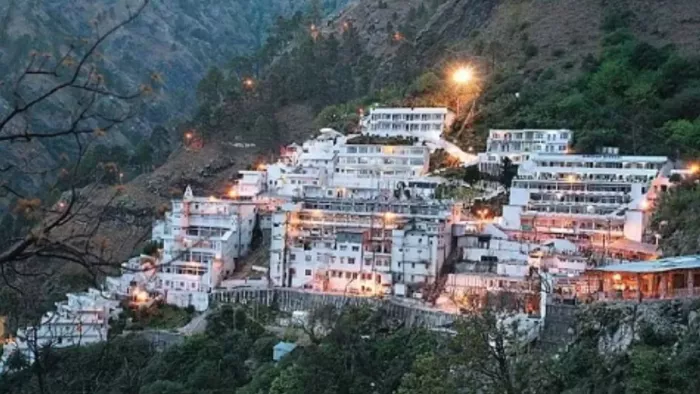वैष्णो देवी में शारदीय नवरात्र पर शतचंडी महायज्ञ का शुभारंभ। फाइल फोटो