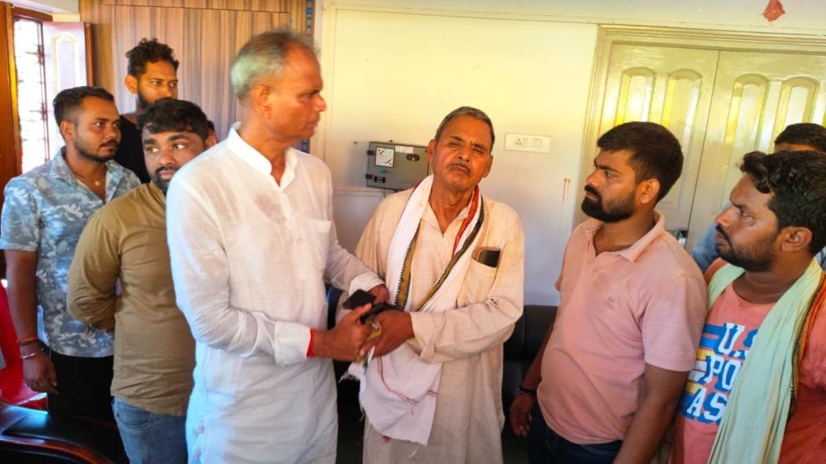 https://www.jagranimages.com/images/newimg/23092025/23_09_2025-mla_son_death_24057618.jpg