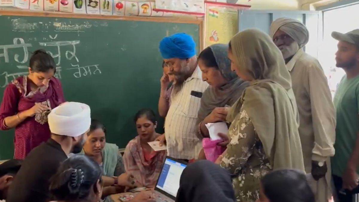 https://www.jagranimages.com/images/newimg/23092025/23_09_2025-punjab_accident_9_24057355.jpg