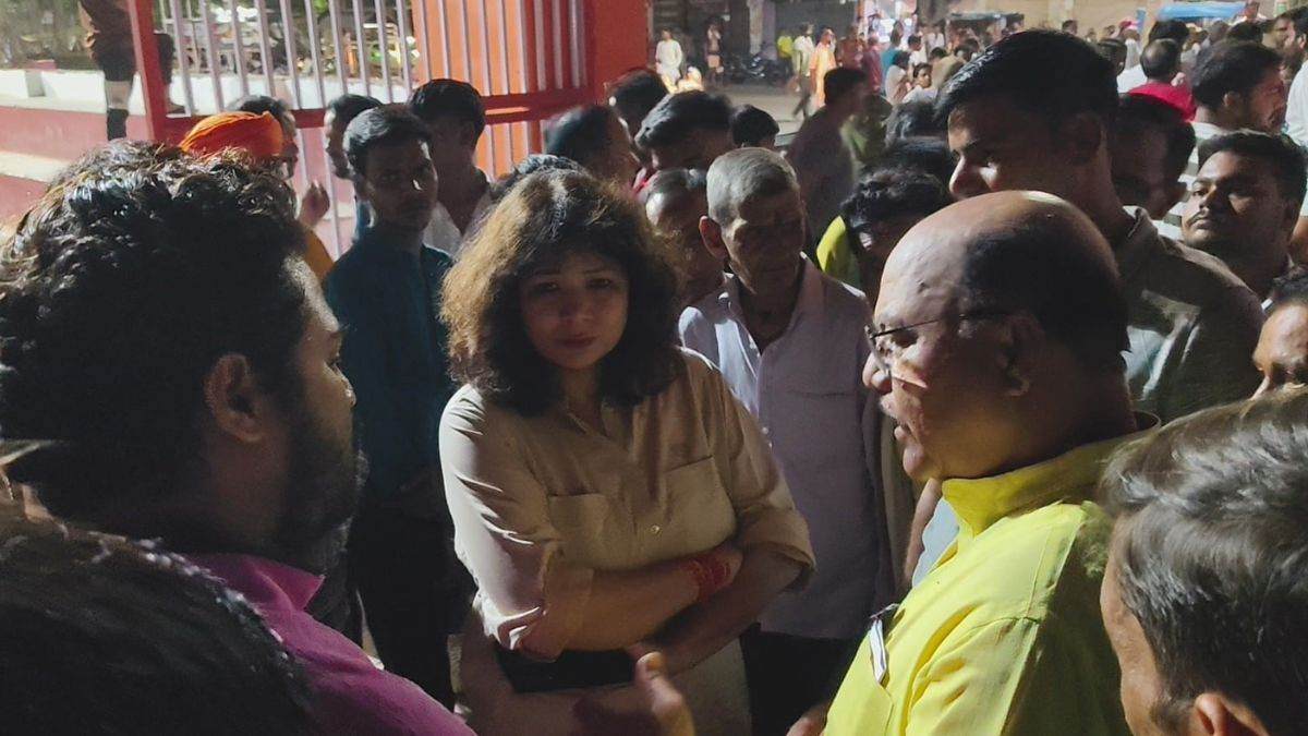https://www.jagranimages.com/images/newimg/23092025/23_09_2025-ramleela_tundla_24057061.jpg