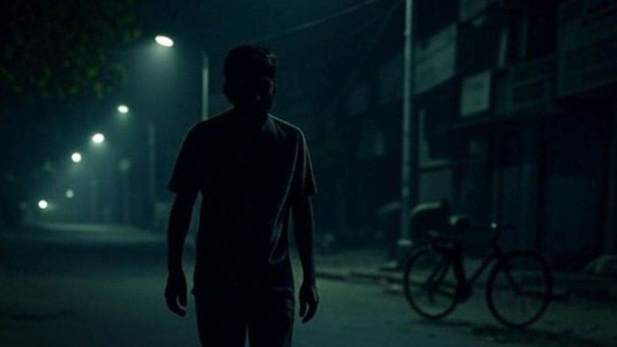 https://www.jagranimages.com/images/newimg/23092025/23_09_2025-road_in_night_24056706_14453760.jpg