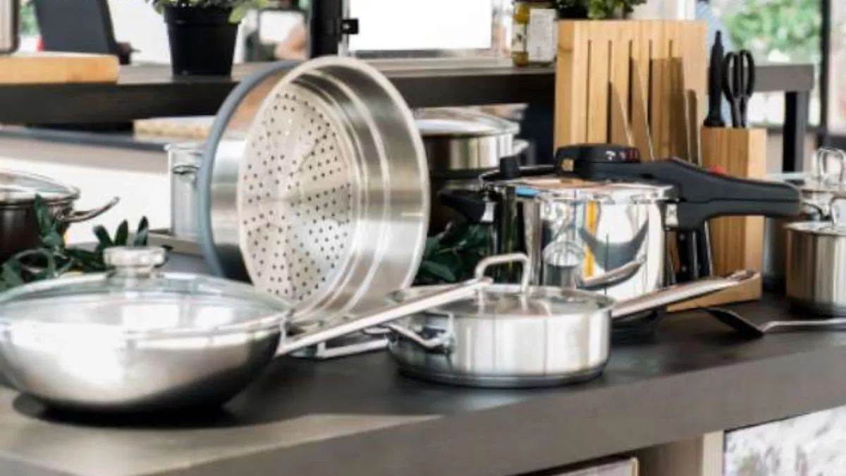 https://www.jagranimages.com/images/newimg/23092025/23_09_2025-utensil-bank__24057117_14296862.jpg