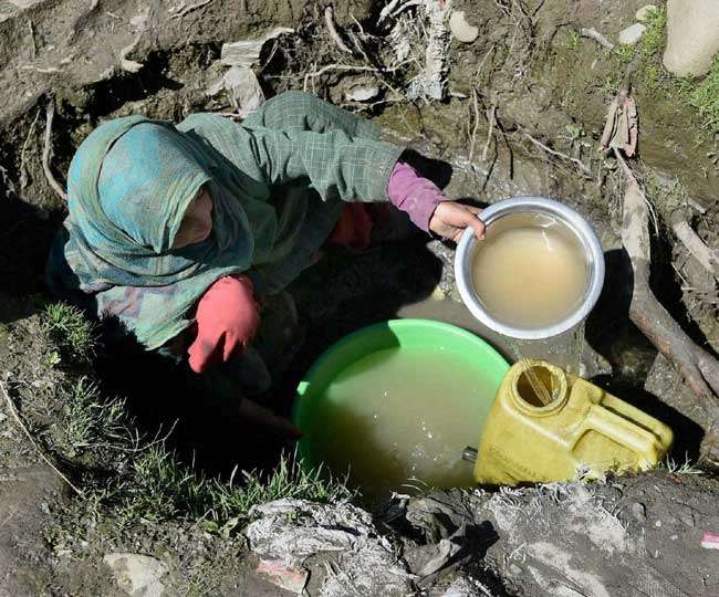 इस गांव के पानी में मिला है खतरनाक जहर, अंदर-अंदर खोखले हो रहे यहां के लोग