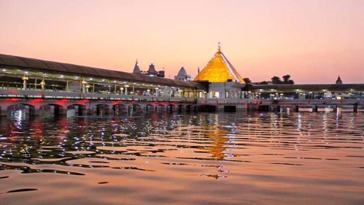 https://www.jagranimages.com/images/newimg/23102022/23_10_2022-devi_talab_23158793.jpg