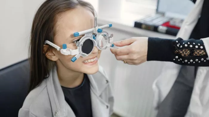 Eye Care Tips: हरी पत्तेदार सब्जियां आंखों की रोशनी बढ़़ाने के लिए कॉफी लाभदायक है।