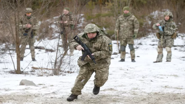 NATO Alert in Ukraine war: रूसी सेना के इस फरमान से हाईअलर्ट पर नाटो। एजेंसी।