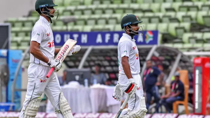 BAN vs SA 1st Test Day 3: बांग्लादेश की टीम ने साउथ अफ्रीका पर बनाई 81 रन की बढ़त