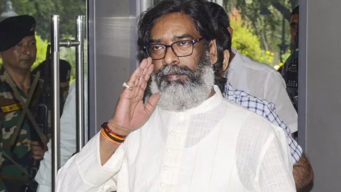 झारखंड के मुख्यमंत्री हेमंत सोरेन को मिली बड़ी टेंशन। फाइल फोटो- PTI